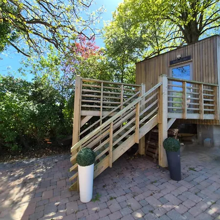 Tiny House *